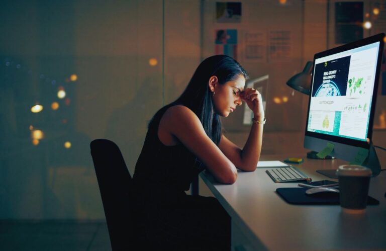 Burnout Parental: Impacto em 90% das Mães e Estratégias de Superação
