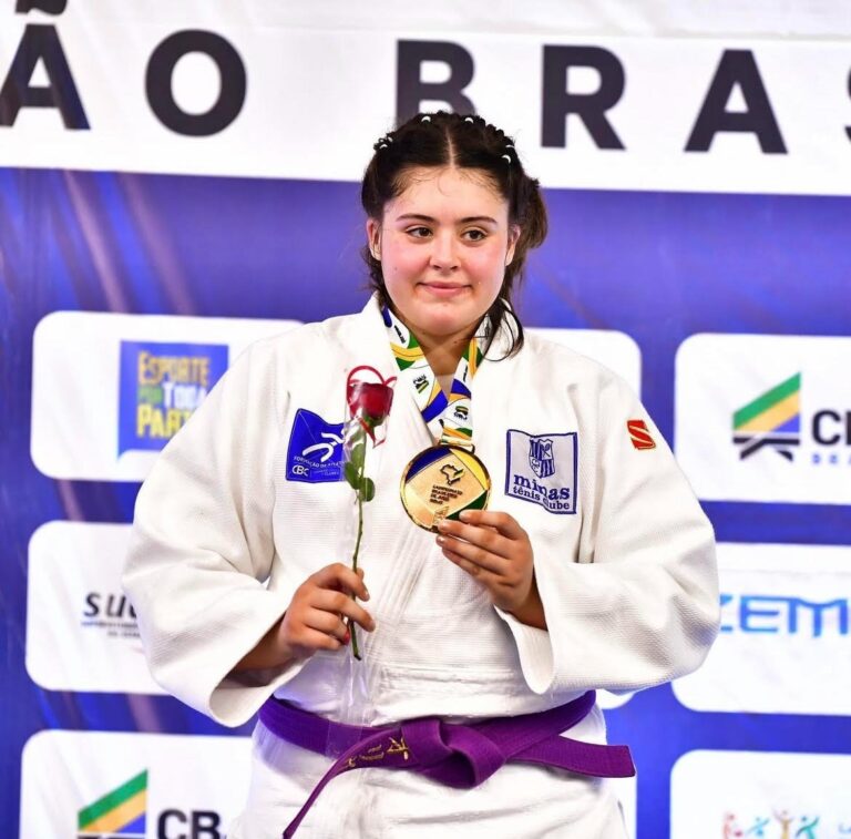 Judoca mineira Olívia Oliveira brilha no Tatame do Mundial de Judô Sub-18 Lima 2024