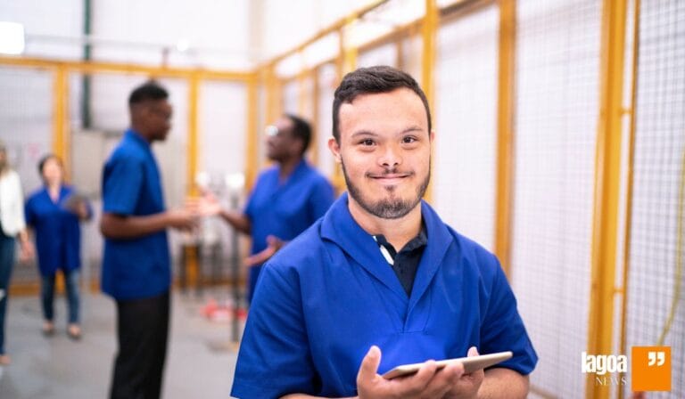 Síndrome de Down: Desafios e Oportunidades no Acesso ao Mercado de Trabalho