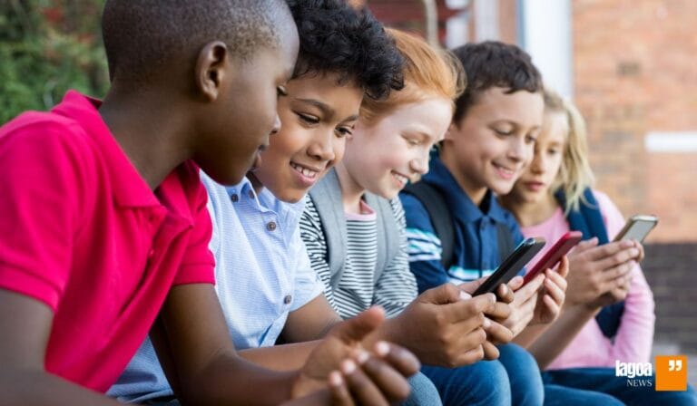 Celular está Proibido nas Escolas