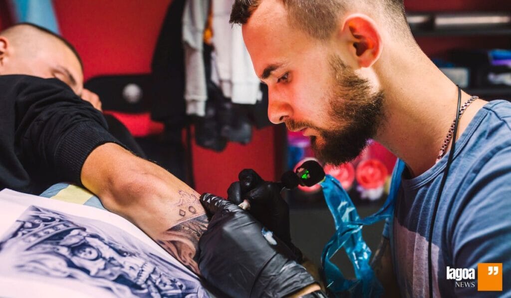 Tatuagens: Estilos, Significados e Cuidados 10 Tatuagem em 3D: Profundidade e Realismo