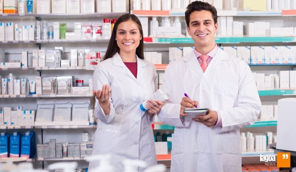 Farmacêuticos Podem Prescrever Medicamentos: Entenda a Nova Resolução e Suas Implicações