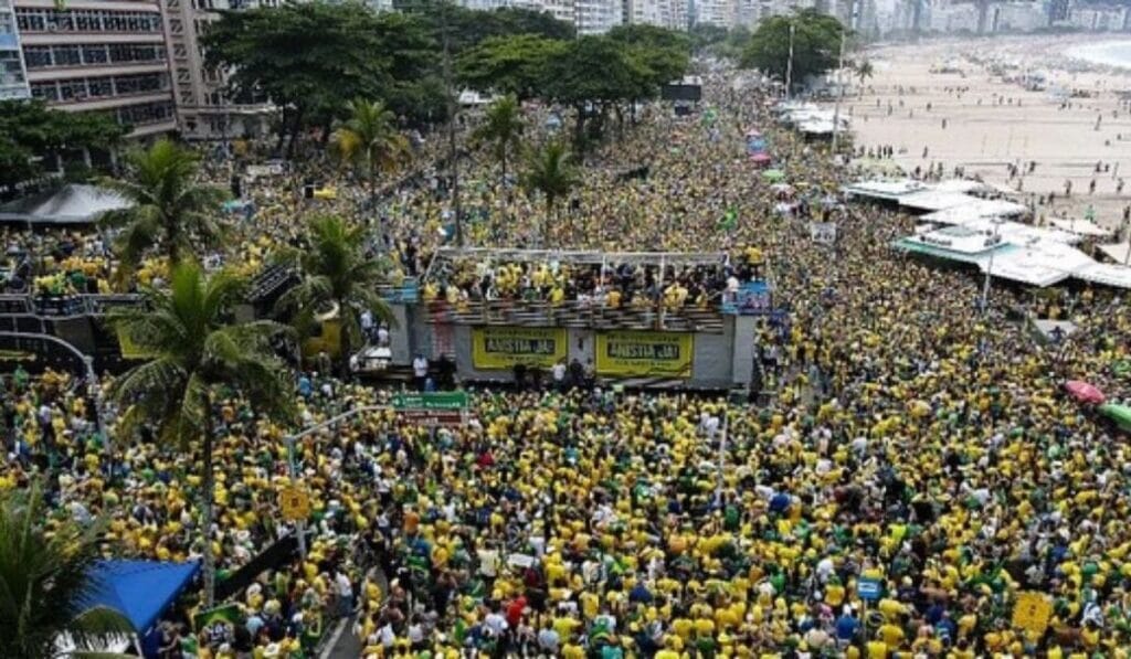 Manifestação em Copacabana Pede Anistia para Presos do 8 de Janeiro 2 Participação de Diversos Grupos na Manifestação