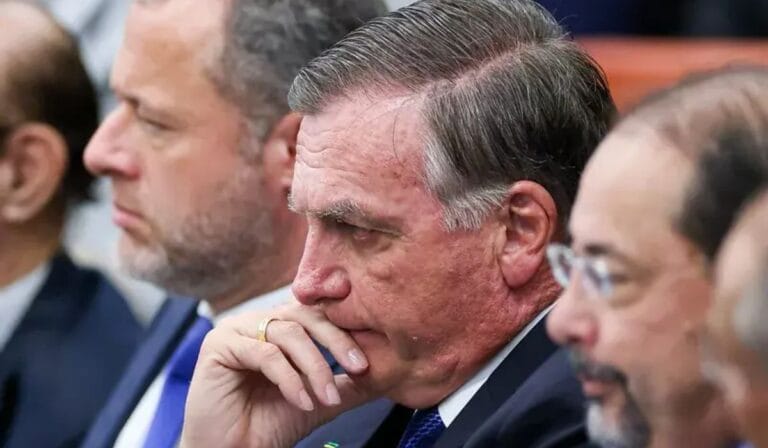 STF Torna réus Bolsonaro e outros 7 por Tentativa de Golpe de Estado