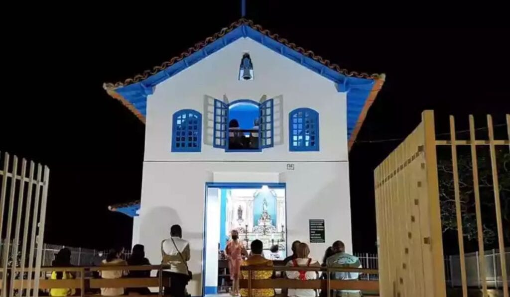 Capela de Nossa Senhora da Conceição: O Charme da Arquitetura Mineira