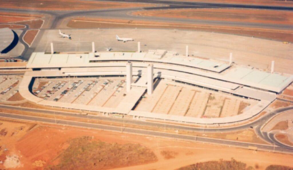 Linha do Tempo: 10 Fatos Históricos de Lagoa Santa 9 10 Fatos Históricos de Lagoa Santa - aeroporto de confins construção