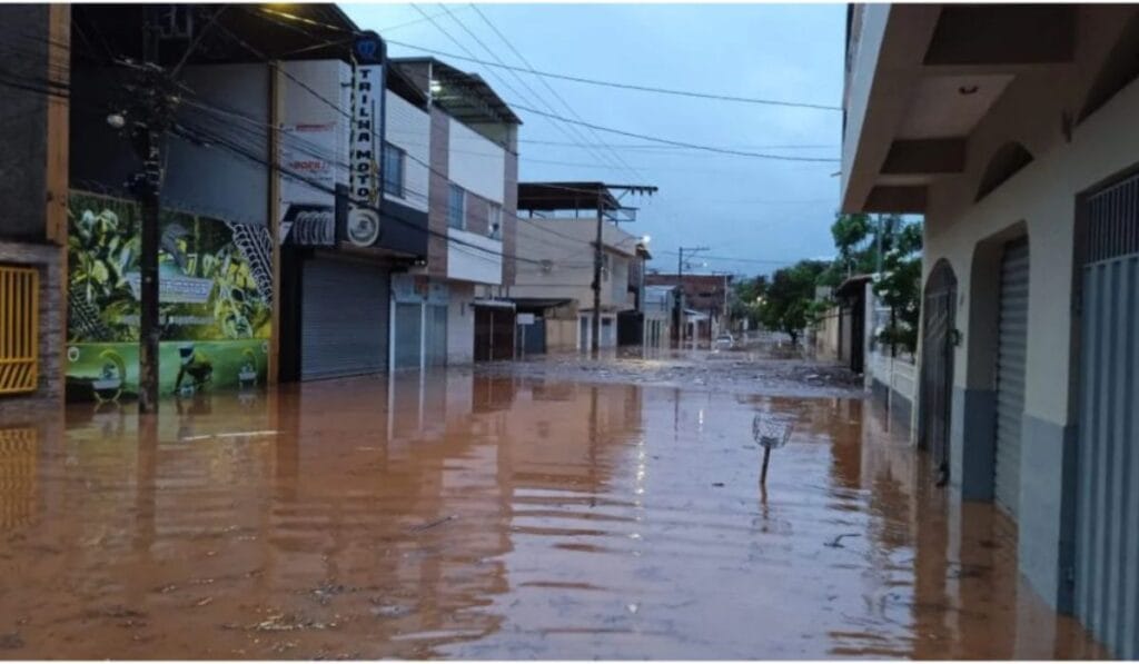Enchentes no Vale do Aço deixam rastro de destruição em Minas Gerais 2 Enchentes no Vale do Aço 2025 - Ipatinga e Santana do Paraíso