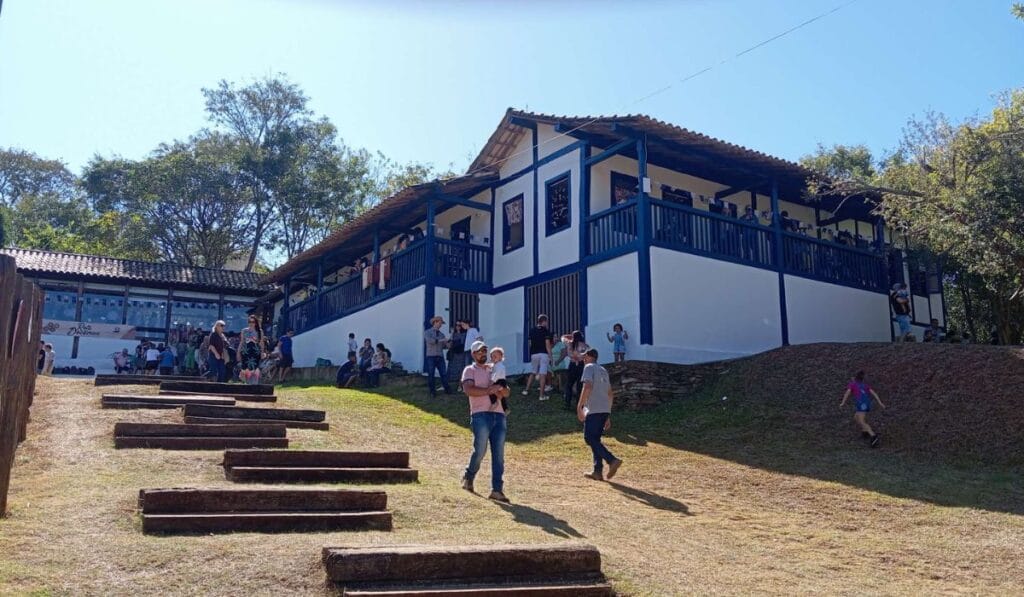 Fazenda Samambaia reabre como símbolo da cultura de roça com festival gastronômico em Minas Gerais