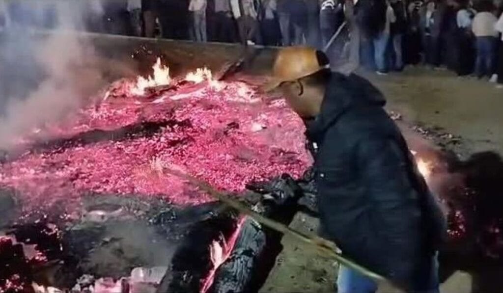 Reza de São João em Jaboticatubas fortalece a cultura e atrai turismo 2 O que é a Reza de São João em Jaboticatubas