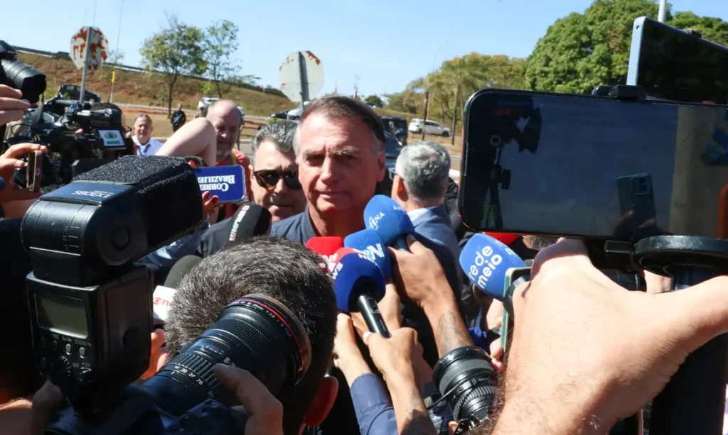 Crise institucional se agrava: embates entre STF, Bolsonaro e EUA expõem tensão na política brasileira 2 Crise institucional se agrava: embates entre STF, Bolsonaro e EUA expõem tensão na política brasileira