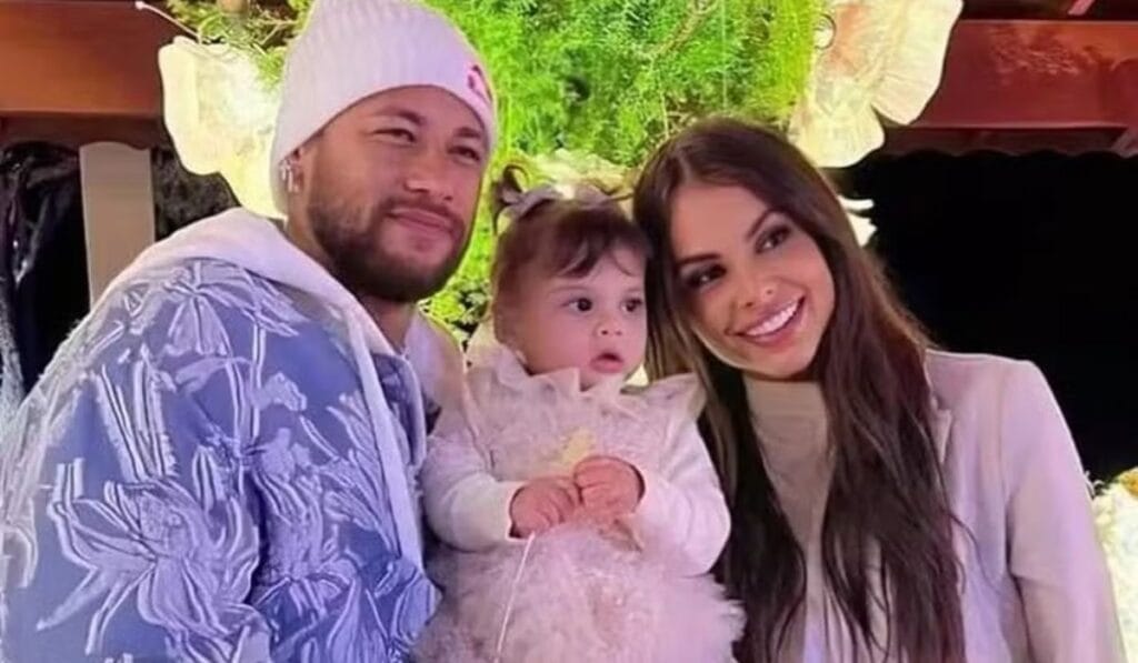 Conheça os quatro filhos de Neymar Jr - Helena