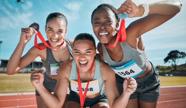 Atletismo universitário mira Paris 2025 com foco no sprint feminino