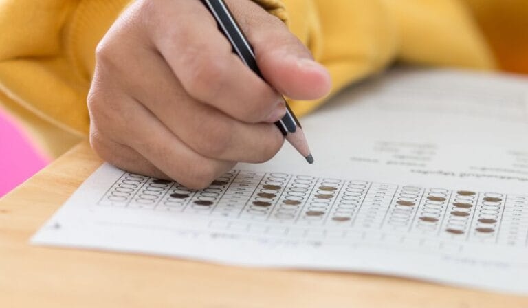 Inep divulga Edital do ENEM PPL 2025: Oportunidade de acesso ao ensino superior para Pessoas Privadas de Liberdade
