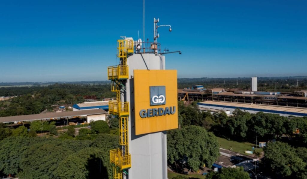 Gerdau reduz investimentos e demite 1,5 mil funcionários em meio a desafios do setor