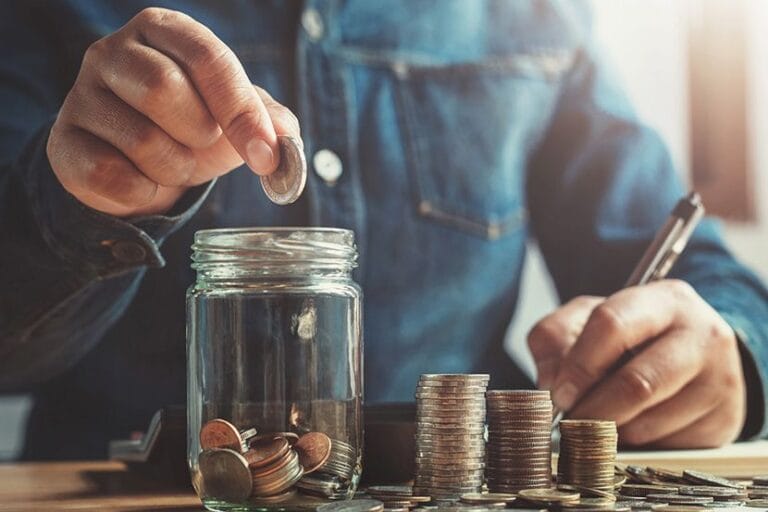 Minimalismo financeiro: como viver com menos e conquistar a liberdade econômica