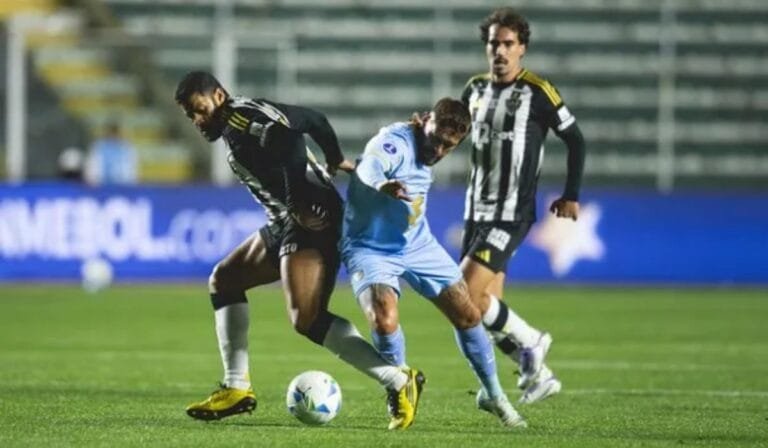 Galo abre vantagem, mas cede empate ao Bolívar na altitude e decide vaga na Arena MRV