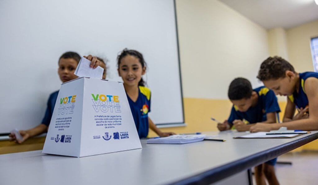 Uniforme escolar gratuito em Lagoa Santa