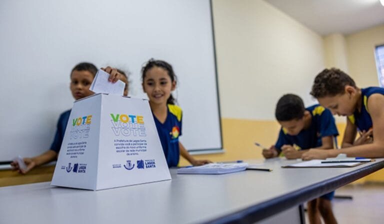 Uniforme escolar gratuito em Lagoa Santa