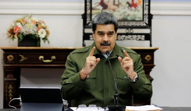 Venezuela nega buscar conflito militar com EUA em meio a tensões no Caribe