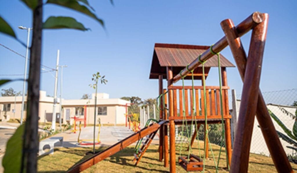 Vila Formosa recebe mais 10 casas em Lagoa Santa