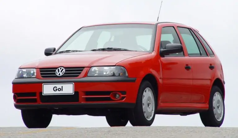 Fim do IPVA para carros antigos: Câmara aprova PEC que uniformiza isenção nacionalmente